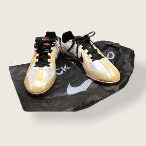 Nike Rival MD Shoes